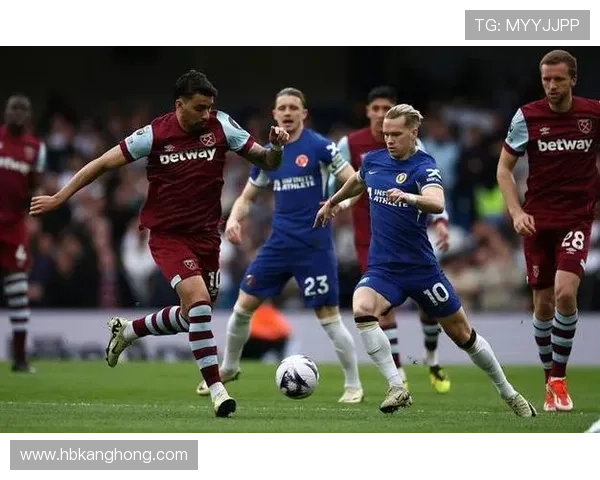 杜埃战术角色与自主进攻能力解析